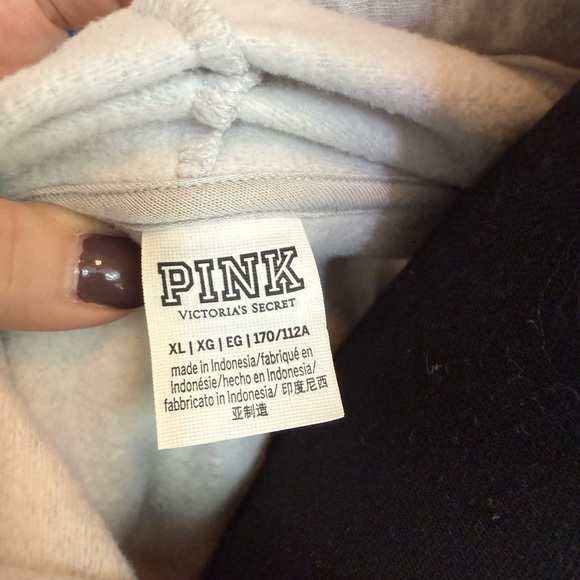 PINK Victoria's Secret Light Gray Hoodie - Picture 5 of 5